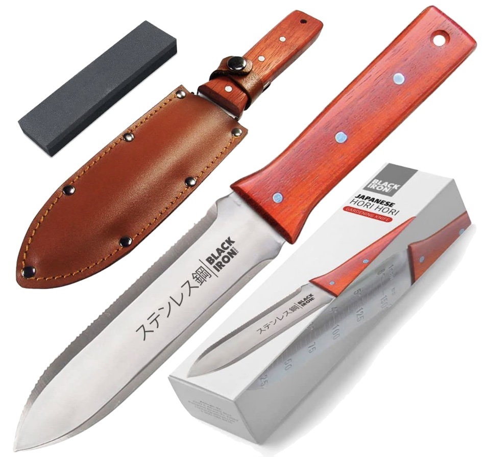 hori hori knife with accessories 
