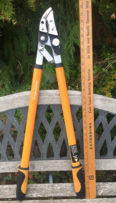 Fiskars Cut And Grab loppers overall length