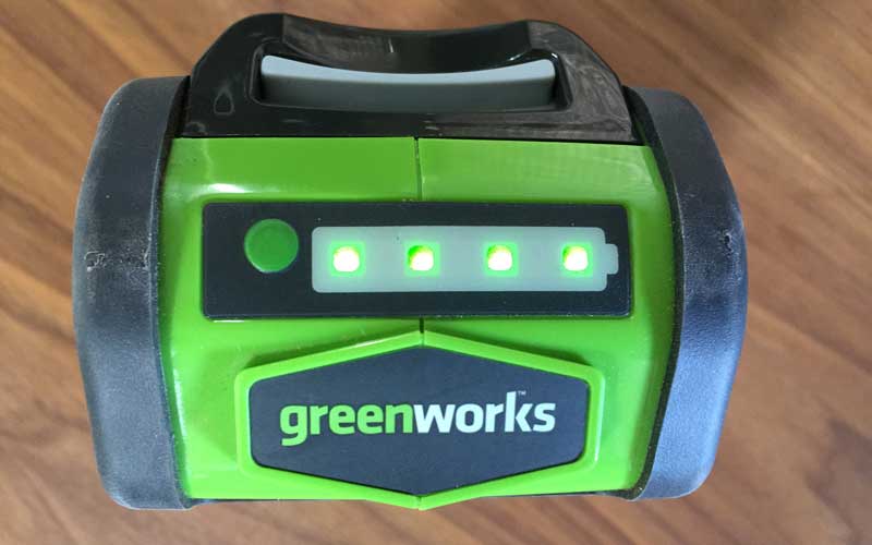 Greenworks Chainsaw battery with LED