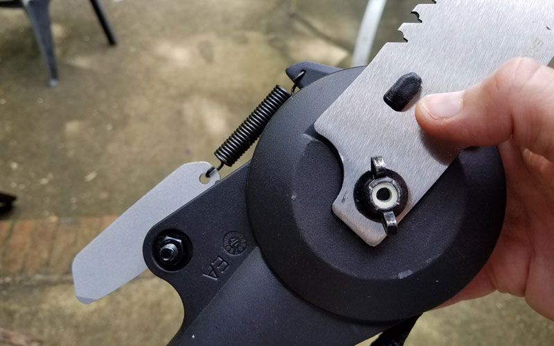 Photo-4-Attaching-the-blade-is-as-simple-as-removing-the-included-wing-nut,-inserting-the-blade-into-the-slot,-and-tightening-the-wing-nut