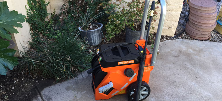 electric pressure washer from Yard Force